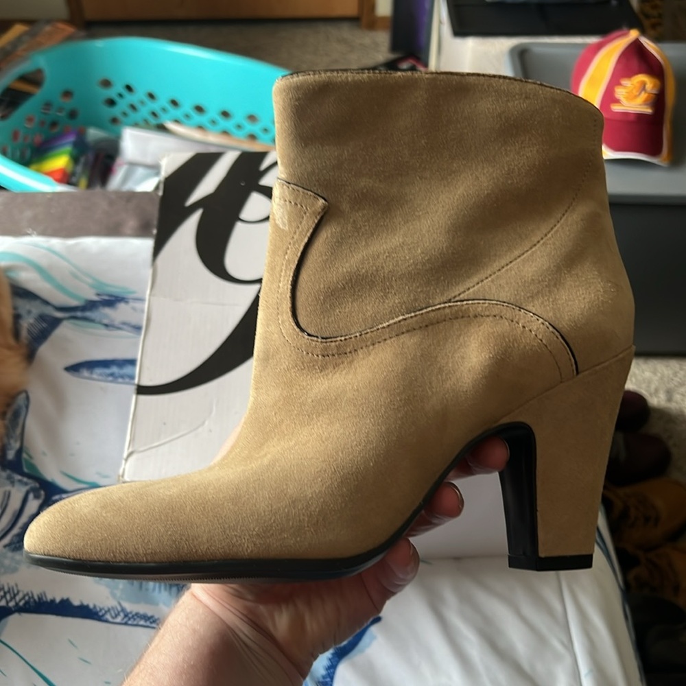 Nine West Women's Tan Ankle Boots - Picture 3 of 3